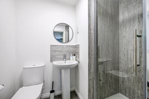 En-Suite- click for photo gallery